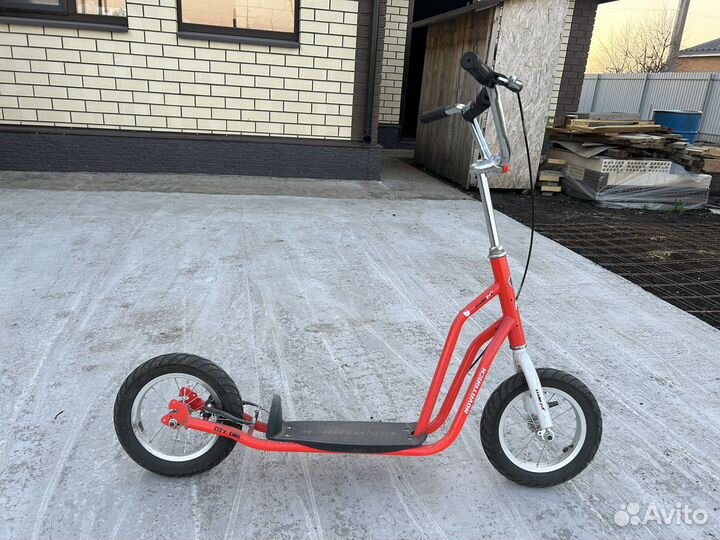 Самокат с надувными колесами