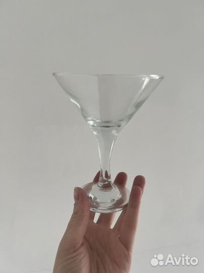 Бокалы под мартини