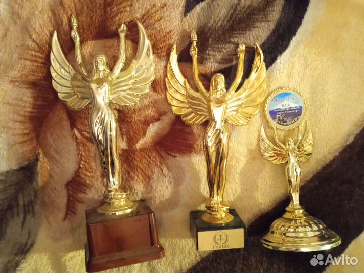 Статуэтка кубок.30