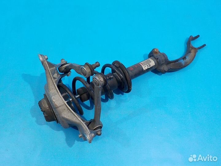 Амортизатор передний левый Audi A4 (B8) 2007-2015