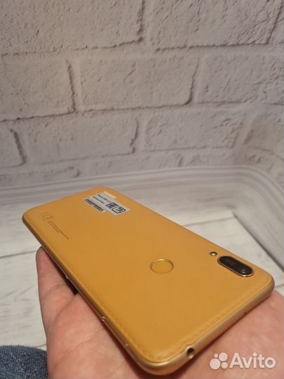 HUAWEI Y6 (2019), 2/32 ГБ