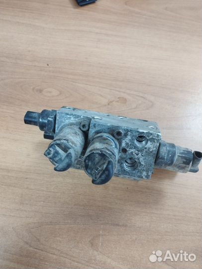 Блок управления подвеской вмw 7 E65 бмв 7 Е65 Е66