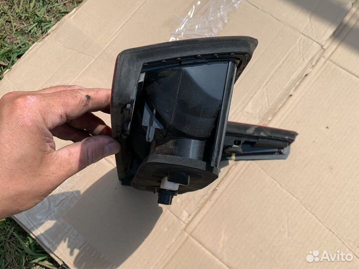 Фонарь задний левый, правый citroen c5