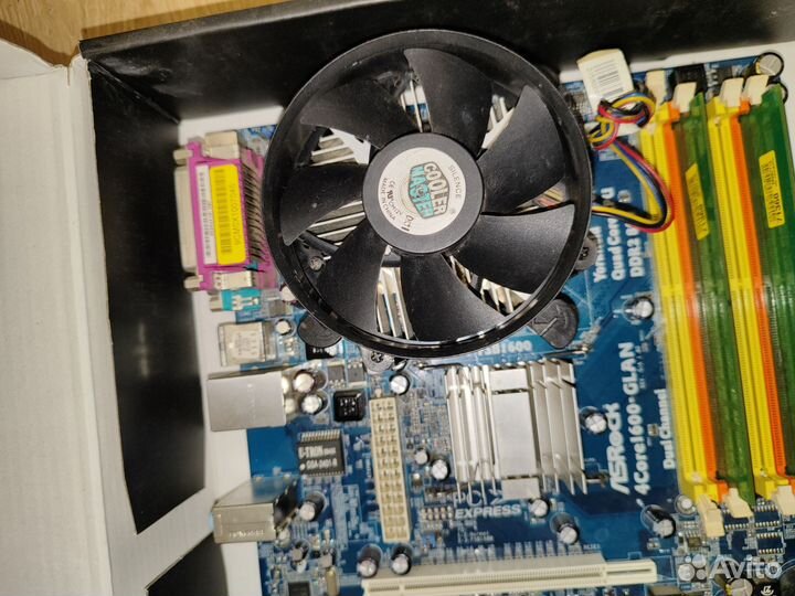 Материнская плата ASRock