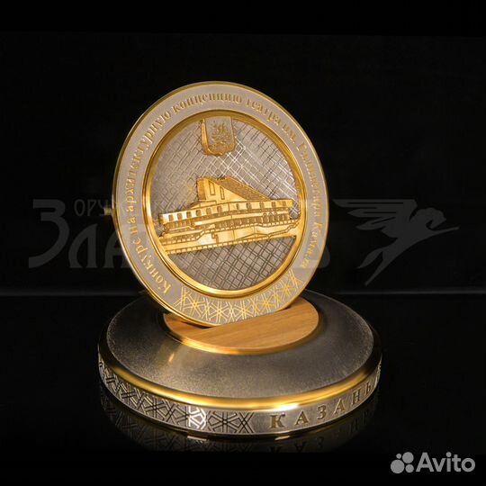 Медаль на подставке