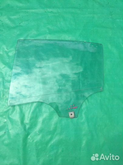 Стекло заднее левое Мазда 3 bl 2009-2012 1,6 л