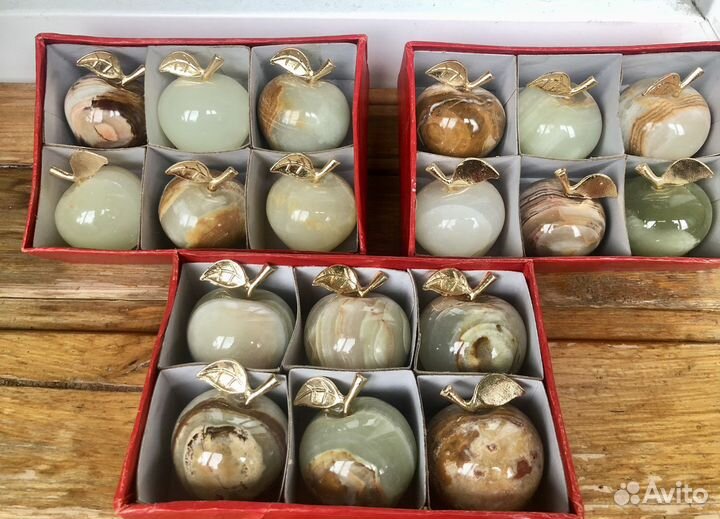 Яблочки из оникса