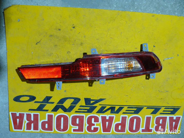 Фонарь задний правый в бампер Kia Sportage 2012г