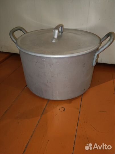 Кастрюля алюминиевая