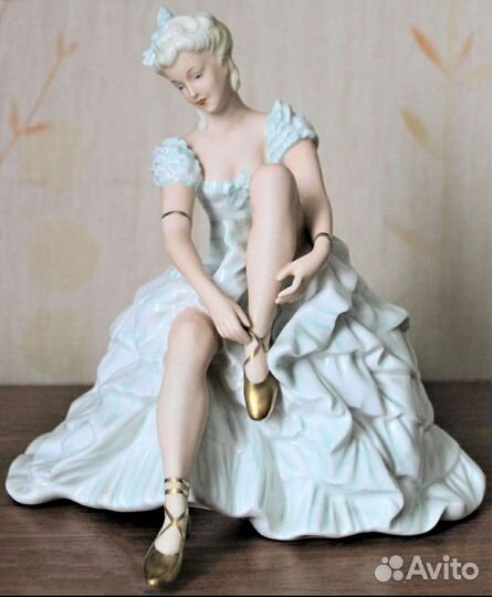 Балерина фарфоровая статуэтка Германия 21см