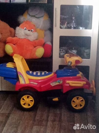 Детский квадроцикл на аккумуляторе бу