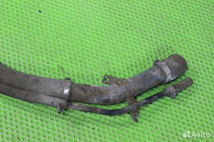 Горловина топливного бака Cadillac Escalade GMT800