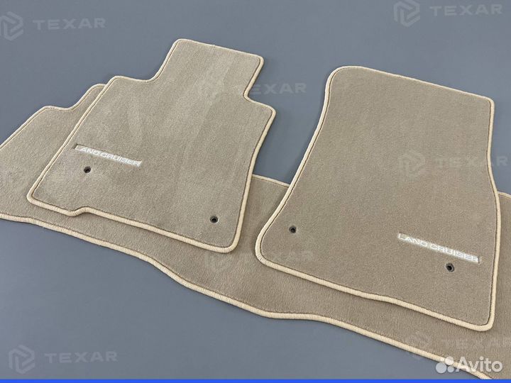 Коврики на Toyota Land Cruiser 200 Series