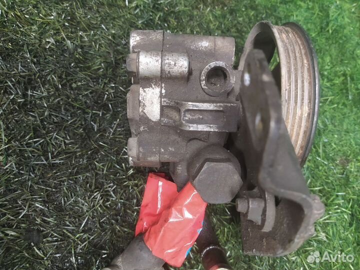 Насос гидроусилителя Nissan Murano