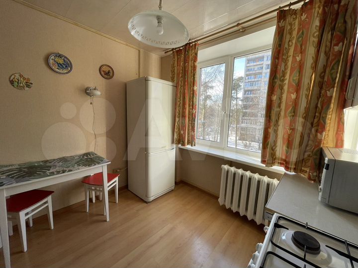 Комната 10 м² в 3-к., 3/12 эт.