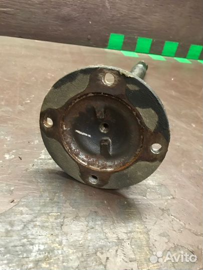 Полуось моста передний правый Mitsubishi Montero