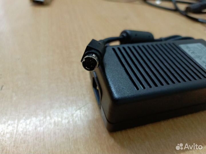 Блок питания PW -060A-01Y240 (24 v/2,5A/60W)