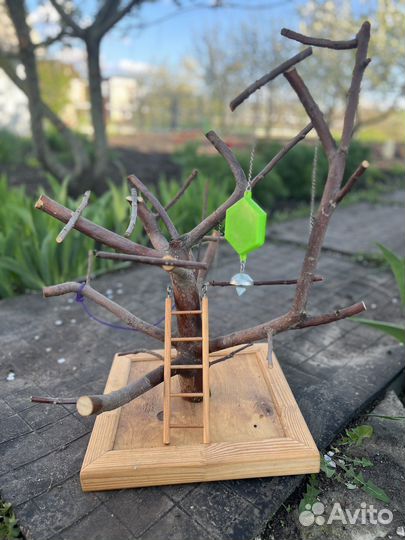 Игровая площадка / стенд для попугая