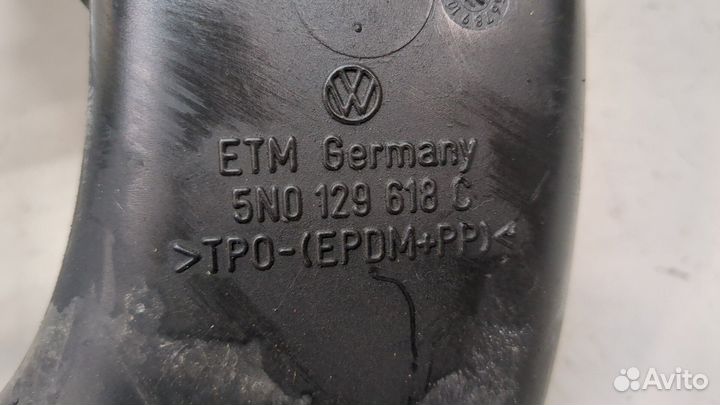 Корпус воздушного фильтра Nissan Pathfinder, 2006