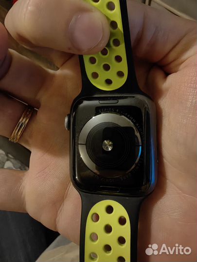 Часы apple watch 4 44 mm