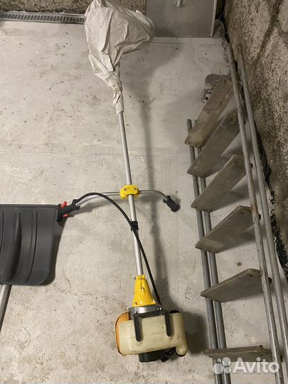 Триммер бензиновый