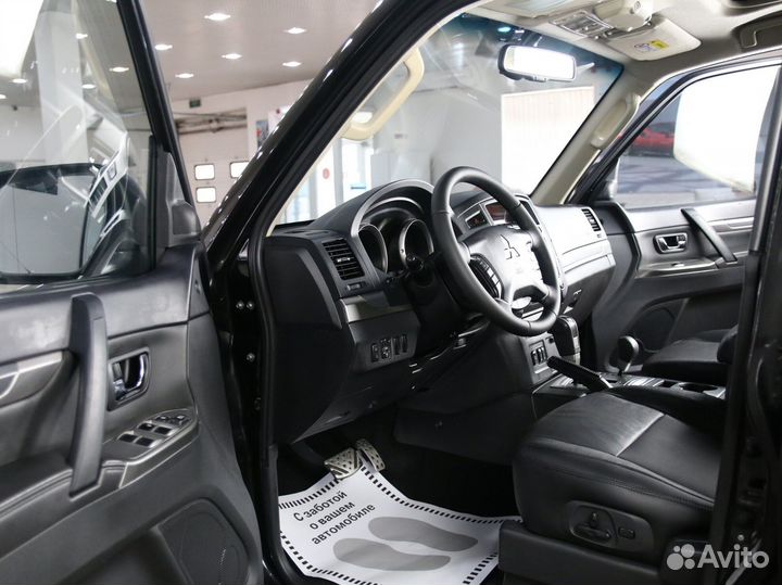 Mitsubishi Pajero 3.2 AT, 2013, 206 000 км