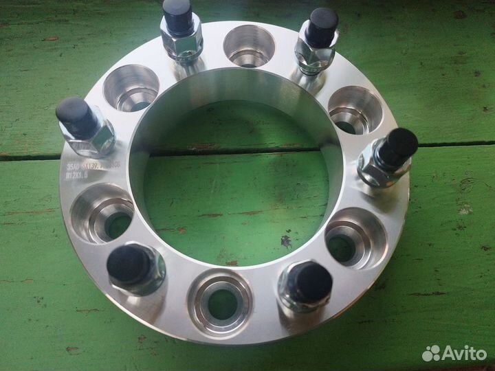 Колесные проставки 6х139,7