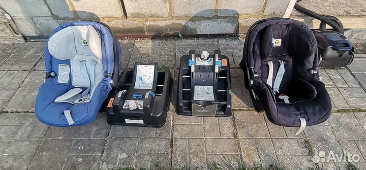 Детская автомобильная люлька с базой Peg Perego