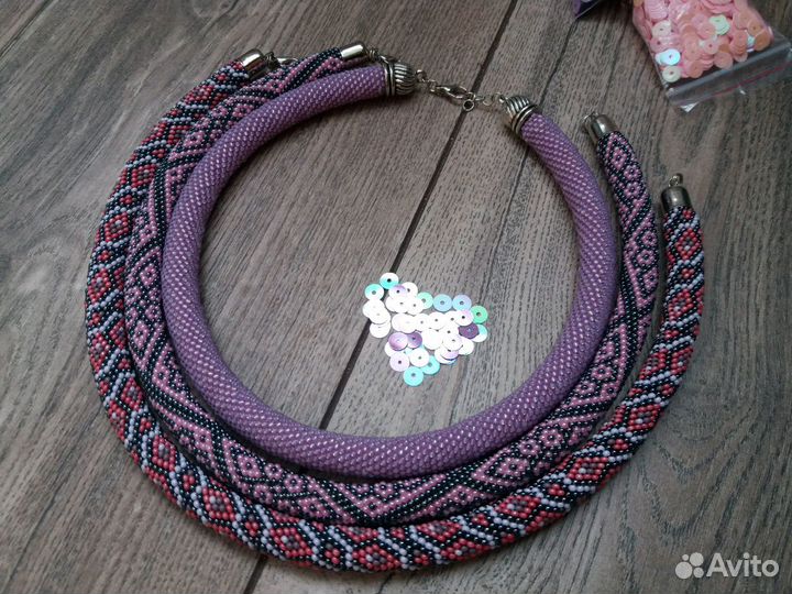 Колье жгут из бисера Сиреневый
