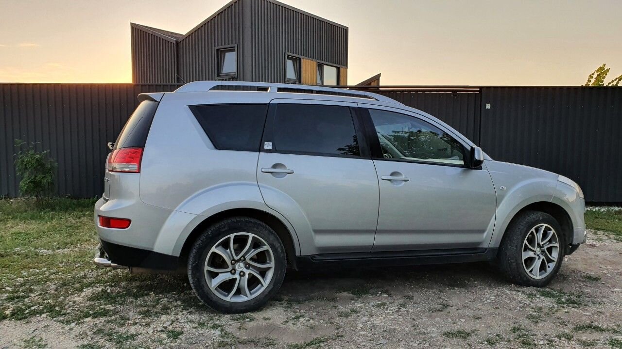 Citroen C-Crosser: фото владельца