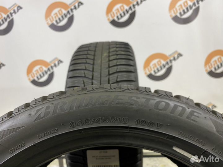 Bridgestone Blizzak LM-001 245/45 R18