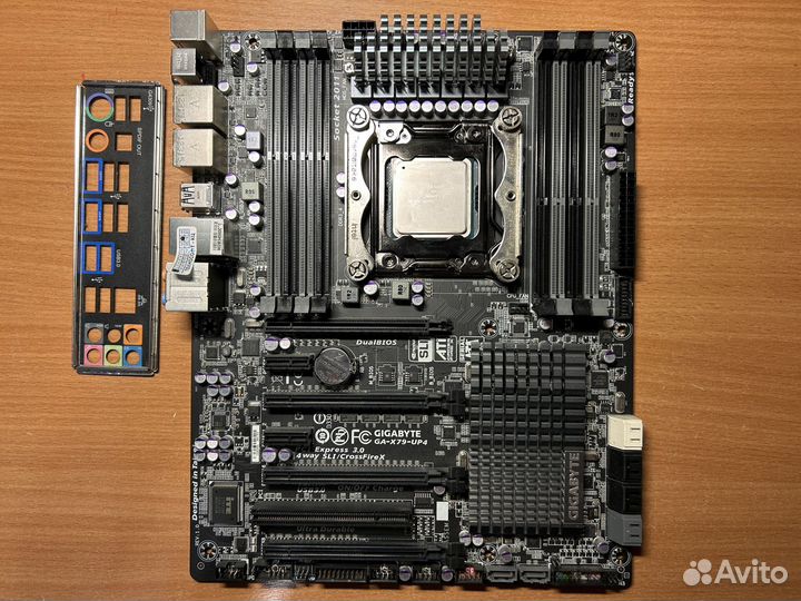 Материнская плата gigabyte GA-X79-UP4+процессор i7