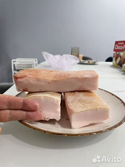 Сало деревенское свежее