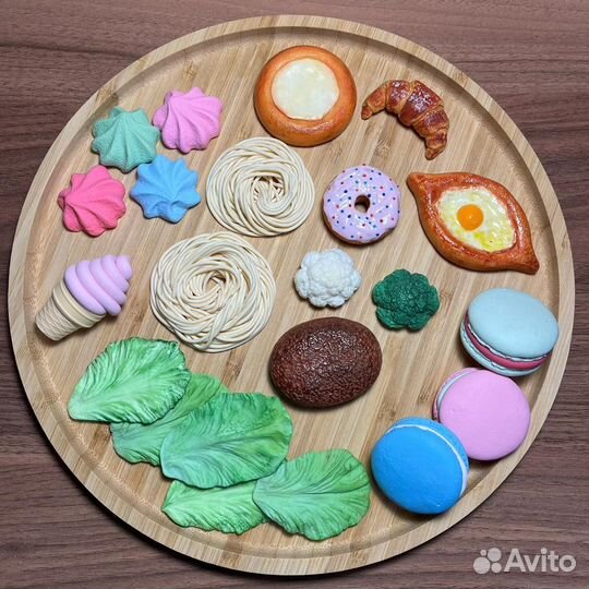 Еда из полимерной глины