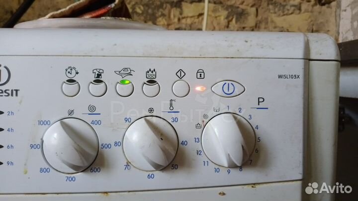 Стиральная машина indesit wisl 105X на запчасти