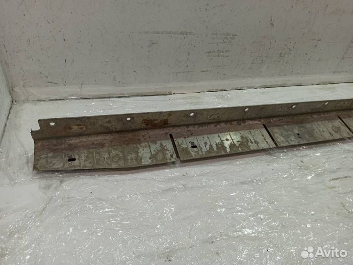 Кронштейн подножки