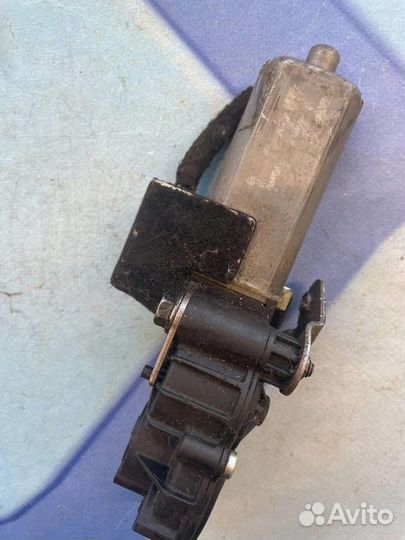 Моторчик регулировки сиденья 0390203248