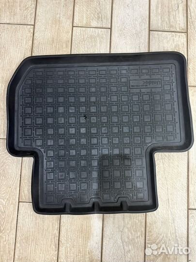 Комплект резиновых ковриков для Outlander 3