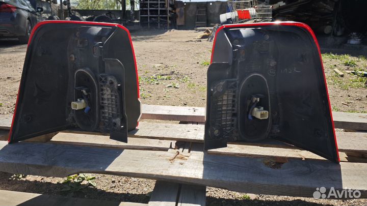 Задние фонари Toyota Land Cruiser 200 2007-2015