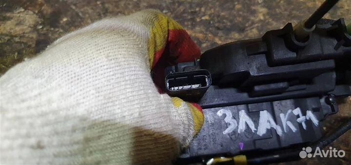 Замок двери задней левой Hyundai i20 2008-2014