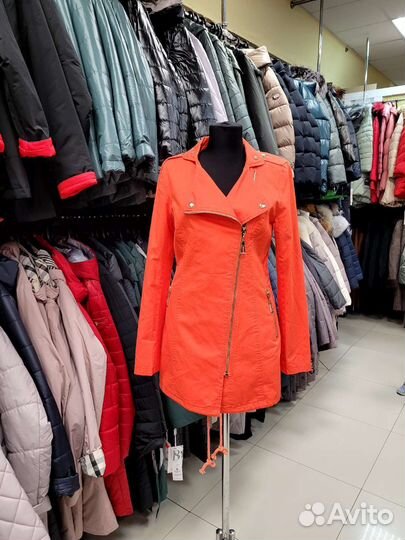 Плащ женский