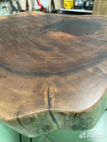 Журнальный столик