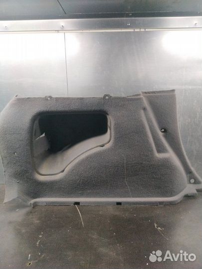 Обшивка багажника левая Citroen Xsara Pikasso