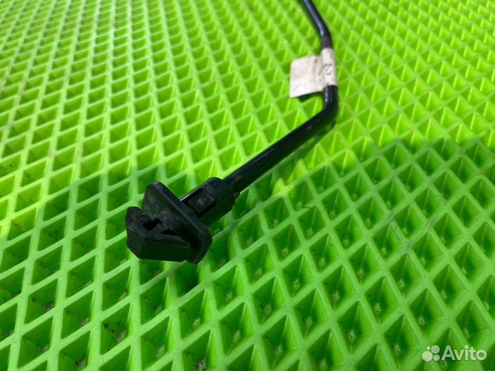 Держатель капота Honda Civic 4D 2006-2012