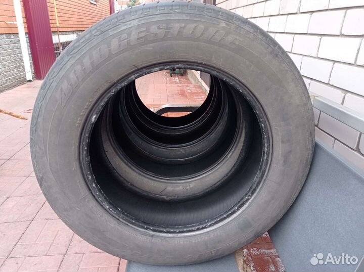 Bridgestone Dueler H/P Sport 235/65 R18