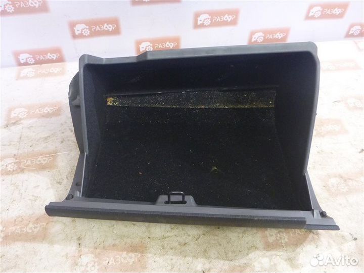 Бардачок Toyota Prius NHW20 1nzfxe 2006