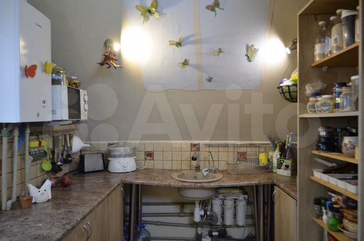 3-к. квартира, 100 м², 2/2 эт.