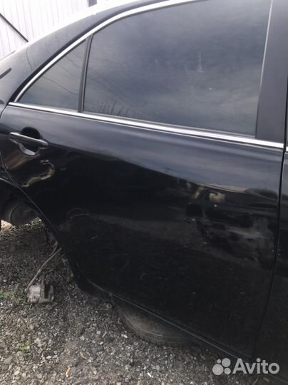 Двери задние на toyota camry 40