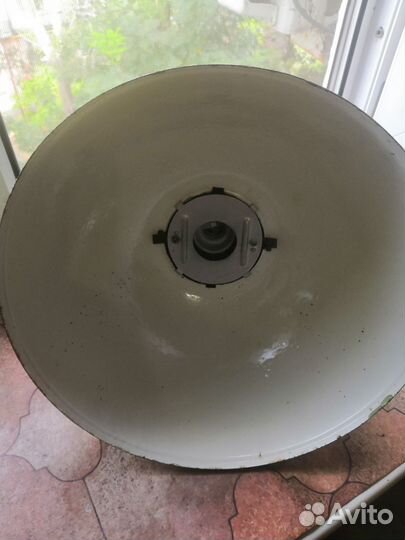 Светильник эмалированный промышленный