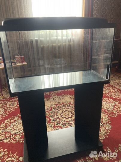 Аквариум с тумбой на 130 литров